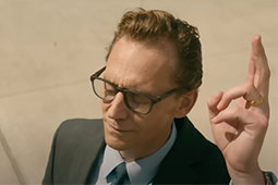 Tom Hiddleston’s dancing in life-affirming The Life of Chuck Stephen King adaptation is a hit
